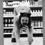 Verspielte Pose, Selfie, Video-Chat-Spaß